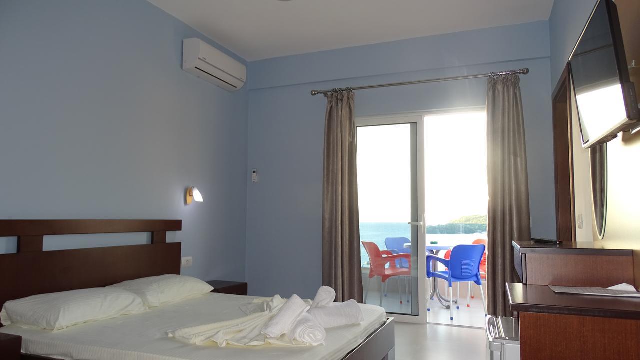 Hotel De Luna Εξαμίλιο Εξωτερικό φωτογραφία