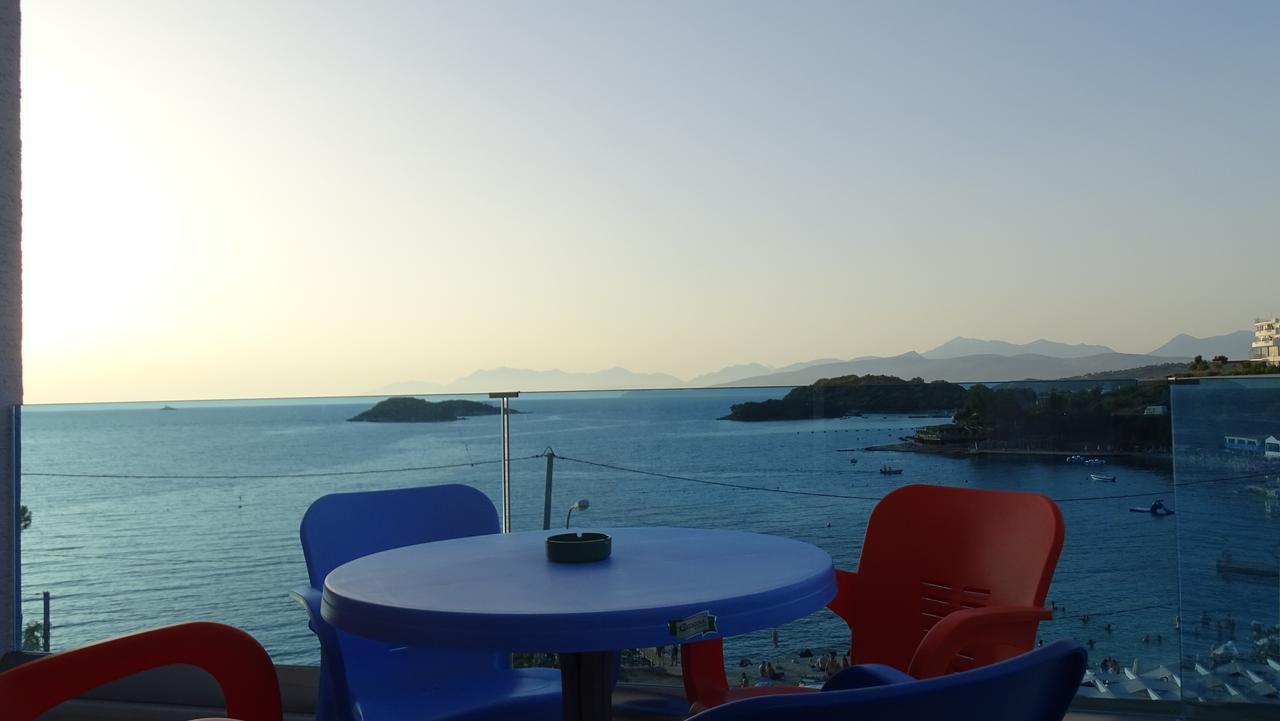 Hotel De Luna Εξαμίλιο Εξωτερικό φωτογραφία