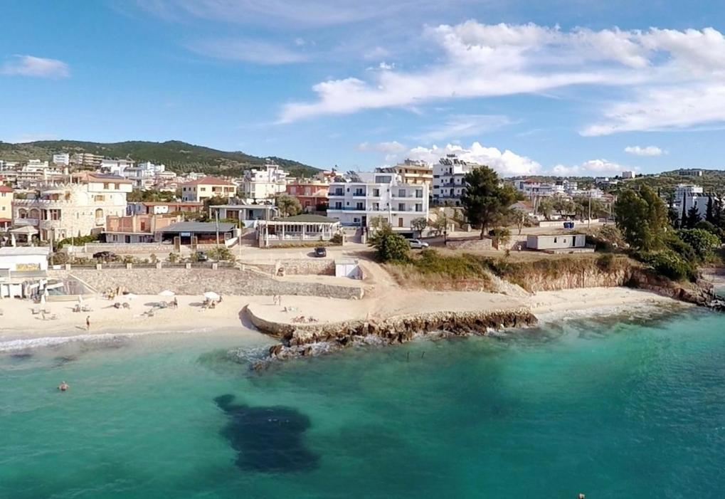 Hotel De Luna Εξαμίλιο Εξωτερικό φωτογραφία